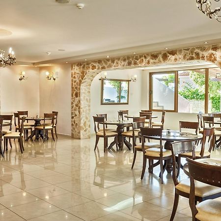Adelais Hotel Tavronitis Eksteriør bilde