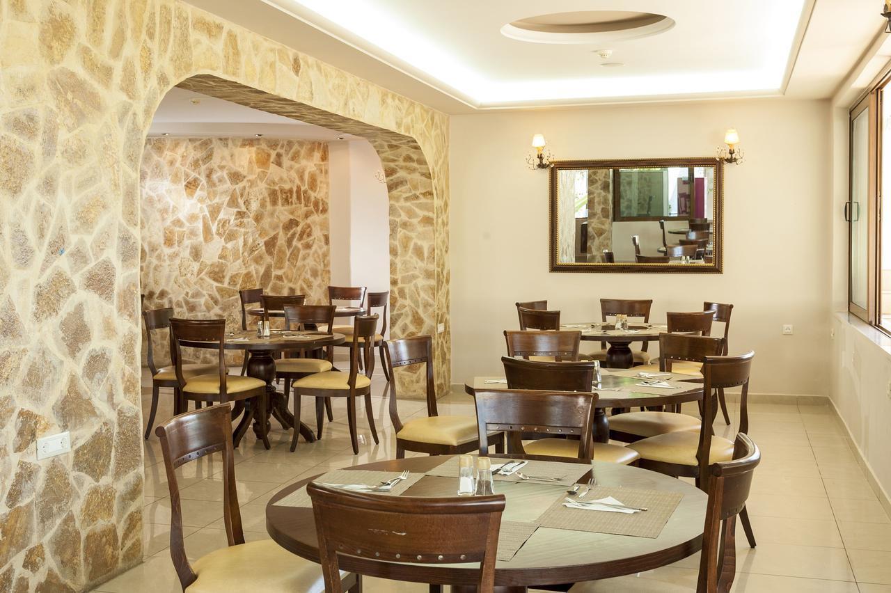 Adelais Hotel Tavronitis Eksteriør bilde